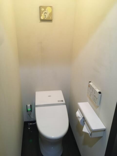 HOTEL UNO(ウノ)(川口市/ラブホテル)の写真『103号室　トイレ』by 92魔