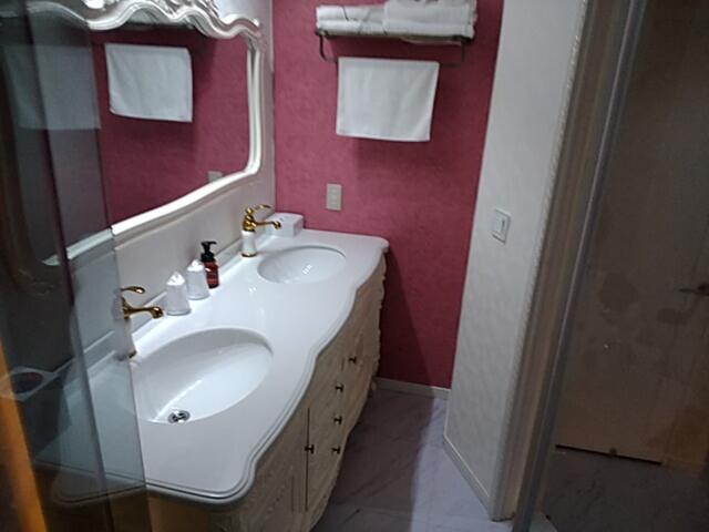 HOTEL ロコズリゾートハワイ本庄(本庄市/ラブホテル)の写真『1305号室   洗面化粧台』by ろくのすけ