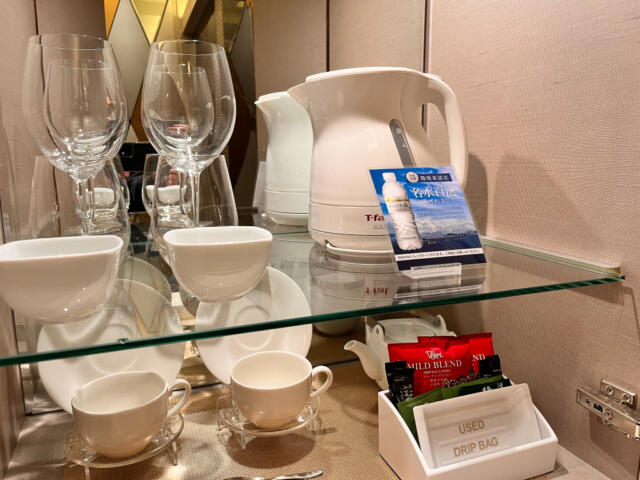 VARKIN ANNEX(バーキンアネックス)(豊島区/ラブホテル)の写真『306号室　コーヒーセット＆グラス』by INA69