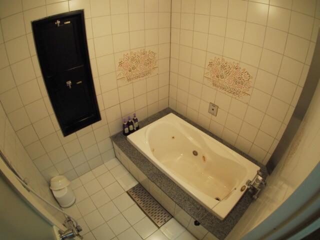 IMAGE２(立川市/ラブホテル)の写真『305号室 バスルーム』by koge