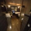 HOTEL ZERO MARUYAMA(渋谷区/ラブホテル)の写真『305号室の入口からの全景』by angler