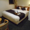 HOTELプレジール立川(立川市/ラブホテル)の写真『408号室、ベッド』by もんが～