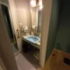 OLD SWING MUSIC STYLE HOTEL(渋谷区/ラブホテル)の写真『208号室の洗面台 浴室方向』by angler