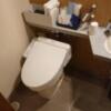 HOTEL 風々(ふふ)(新宿区/ラブホテル)の写真『206号室 シャワールーム並びのトイレ』by 舐めたろう