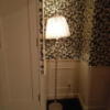 シャトン(新宿区/ラブホテル)の写真『302号室のランプスタンド 移動して使用できた。(*^^*)』by angler