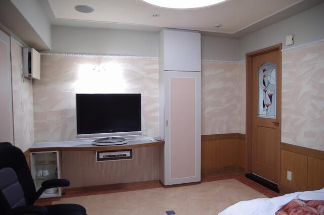 ホテル ローリエ(中野区/ラブホテル)の写真『402号室　奥からの景色』by マーケンワン