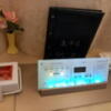 シェヌー(渋谷区/ラブホテル)の写真『402号室の枕元側の照明、音響ユニット』by angler