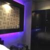 HOTEL EMERALD（エメラルド）(品川区/ラブホテル)の写真『302号室 TV側から見た室内』by ACB48