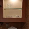 ホテルいいじま(新宿区/ラブホテル)の写真『305号室のカップ類』by angler