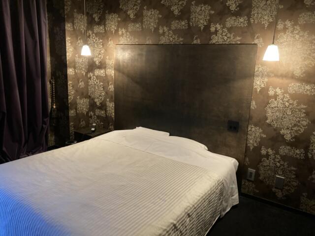 WANDOO(ワンドゥ)(相模原市/ラブホテル)の写真『606号室　ベッド』by KAMUY