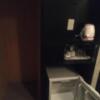 プラージュ(横浜市神奈川区/ラブホテル)の写真『205号室 収納に冷蔵庫とコーヒーセット』by 92魔