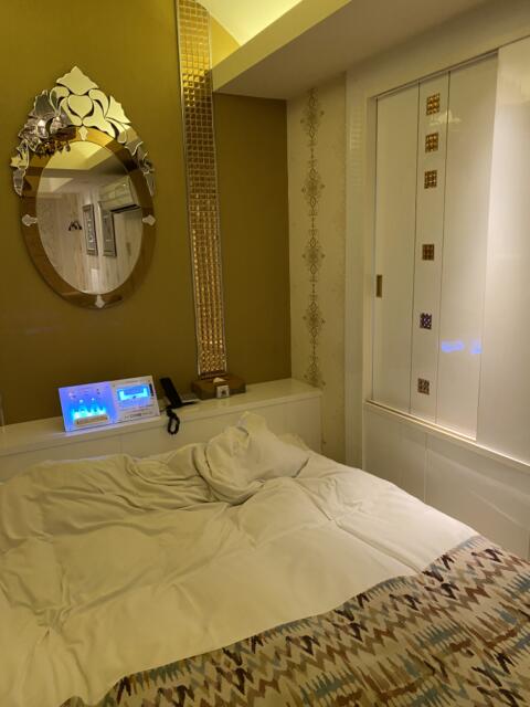 HOTEL CORE(渋谷区/ラブホテル)の写真『305号室(左手前から奥)』by こねほ