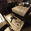 HOTEL ZERO MARUYAMA(渋谷区/ラブホテル)の写真『201号室 洗面台下の引出し』by angler
