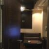 HOTEL ZERO2(渋谷区/ラブホテル)の写真『303号室 前室から見た室内』by ACB48