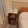 HOTEL K(新宿区/ラブホテル)の写真『303号室 枕元の荷物おき』by angler