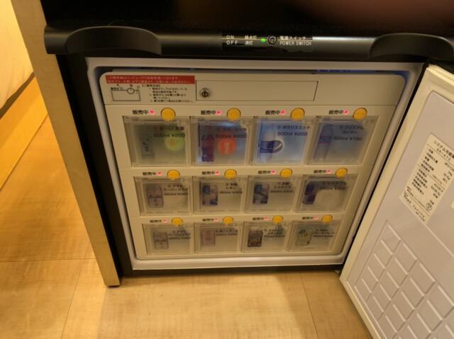 HOTEL DUO（デュオ）(墨田区/ラブホテル)の写真『102号室ミニ冷蔵庫中身』by 東京都