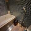 HOTEL ZERO MARUYAMA(渋谷区/ラブホテル)の写真『401号室 浴室 シャワー。湯量は豊富ですぐにたまりました。』by angler