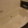 HOTEL EMERALD（エメラルド）(品川区/ラブホテル)の写真『203号室 浴槽(広いのでお風呂プレイならこのホテルが良いでしょう)』by 舐めたろう