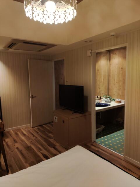 ホテルセッティングザシーン 栄(名古屋市中区/ラブホテル)の写真『303号室ベッドルーム４』by エロスギ紳士