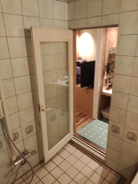 ホテルセッティングザシーン 栄(名古屋市中区/ラブホテル)の写真『303号室バスルーム４』by エロスギ紳士