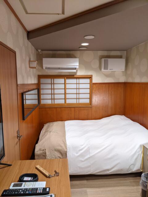HOTEL 風々(ふふ)(新宿区/ラブホテル)の写真『216号室(ベッド1)』by マーシ
