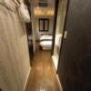HOTEL ZERO MARUYAMA(渋谷区/ラブホテル)の写真『101号室 くつぬぎからの室内』by angler