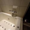 HOTEL ZERO MARUYAMA(渋谷区/ラブホテル)の写真『405号室浴槽、止水栓つき。』by angler