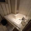 HOTEL ZERO MARUYAMA(渋谷区/ラブホテル)の写真『405号室浴室 浴槽はL字。』by angler