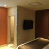HOTEL Villa Senmei(ヴィラ センメイ）(大田区/ラブホテル)の写真『308号室 ソファから見た室内』by ACB48