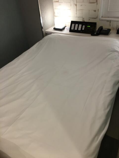 HOTEL Bless（ブレス)(新宿区/ラブホテル)の写真『202号室　ベッド』by ちげ