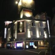 HOTEL LUNA MODERN 桜ノ宮(大阪市/ラブホテル)の写真『夜の外観』by あらび