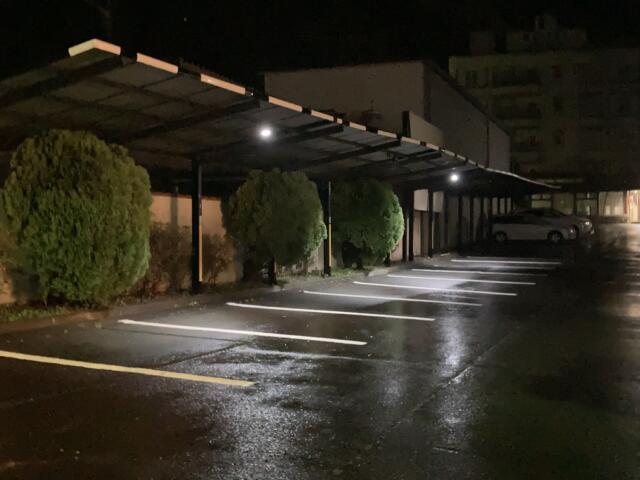 HOTEL TSUBAKI 伊東(伊東市/ラブホテル)の写真『駐車場』by まさおJリーグカレーよ