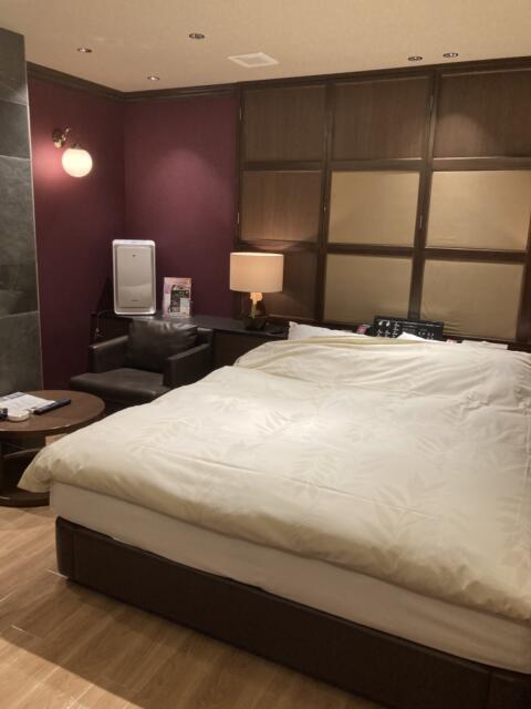 HOTEL アスタプロント(浜松市/ラブホテル)の写真『225号室ベッド2』by 一刀流