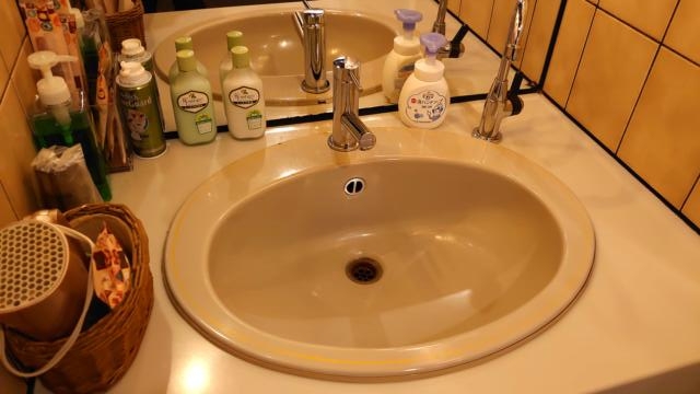 Be-ZONE(立川市/ラブホテル)の写真『Be-Zoneの202号室。洗面所はきれいで設備もまずまず揃っています。』by マックさん