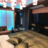 HOTEL REGINA(レジーナ)(静岡市駿河区/ラブホテル)の写真『209号室　ベットルーム　奥から』by ま〜も〜る〜