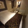 HOTEL ZERO MARUYAMA(渋谷区/ラブホテル)の写真『402号室 ベット奥側からの室内全景』by angler