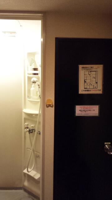 レンタルルーム ビスタ(新宿区/ラブホテル)の写真『8号室シャワールーム』by しばたなか