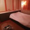 セアン横浜(横浜市中区/ラブホテル)の写真『401号室 全景・ベッド』by しばたなか