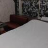 ホテル　シュガー(台東区/ラブホテル)の写真『311号室、ベッドとソファー』by Sparkle