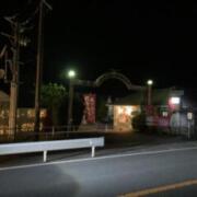 バードヒルズ山口(山口市/ラブホテル)の写真『夜の外観』by まさおJリーグカレーよ