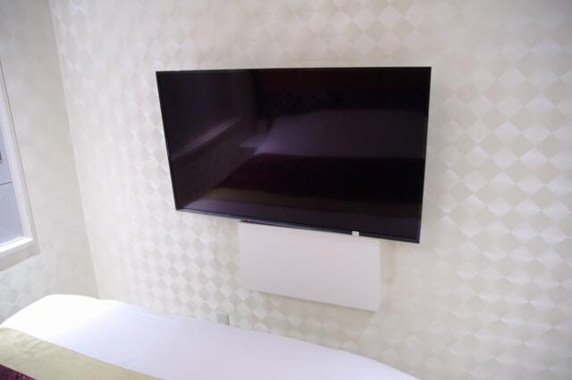ホテル リンデン王子店(北区/ラブホテル)の写真『211号室　42インチテレビ』by マーケンワン