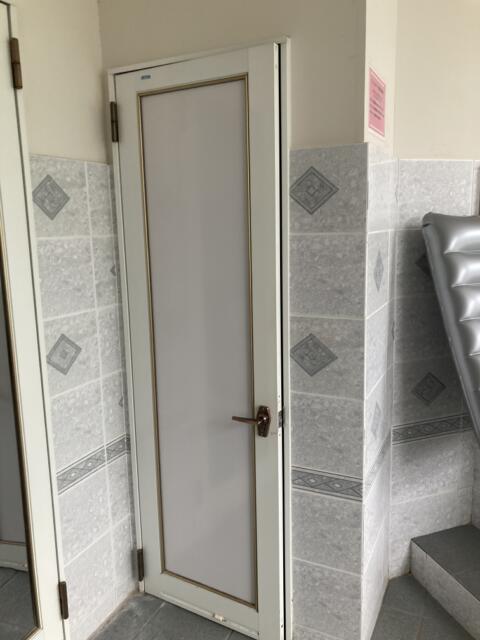 ア・プレスト(浜松市/ラブホテル)の写真『14号室トイレ（風呂場内に有り）』by 一刀流