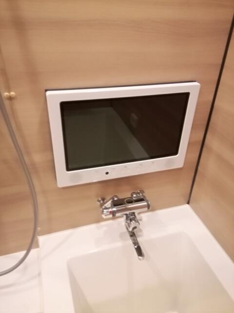 Think Hotel Think(海老名市/ラブホテル)の写真『601号室(22,5)浴室TVも大きいです。』by キジ