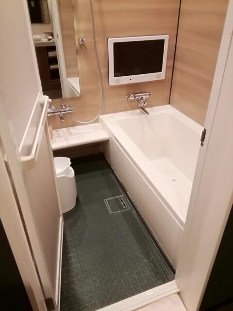 Think Hotel Think(海老名市/ラブホテル)の写真『601号室(22,5)浴室です。』by キジ