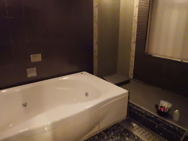 ホテル PASHA(パシャ)(新宿区/ラブホテル)の写真『408号室 浴室』by ホテルレポったー