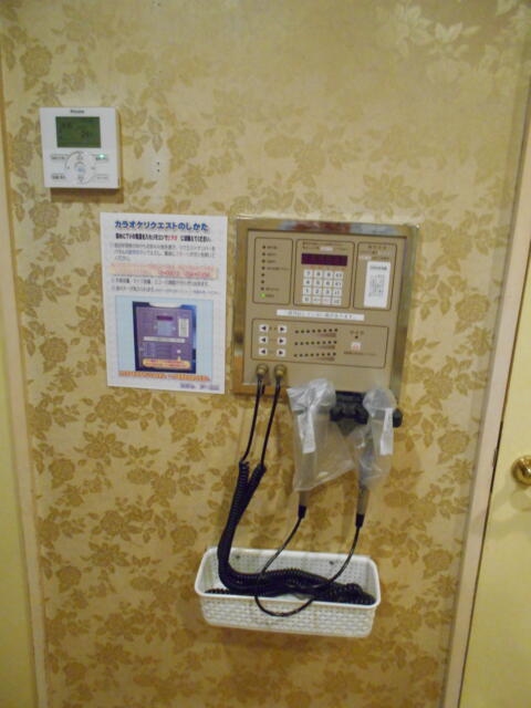 ホテル アーカス(立川市/ラブホテル)の写真『405号室、カラオケ』by もんが～
