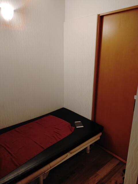 レンタルルーム ROOMS(新宿区/ラブホテル)の写真『21号室 全景2』by ましりと