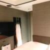 HOTEL VARKIN 池袋西口店(豊島区/ラブホテル)の写真『501号室（部屋奥から入口方向）』by 格付屋