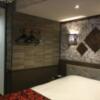 HOTEL Balibali ANNEX（バリバリアネックス）(品川区/ラブホテル)の写真『302号室(モデレート) ソファから見た室内』by ACB48