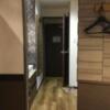 HOTEL Balibali ANNEX（バリバリアネックス）(品川区/ラブホテル)の写真『302号室(モデレート) ソファから前室方向を見た室内』by ACB48